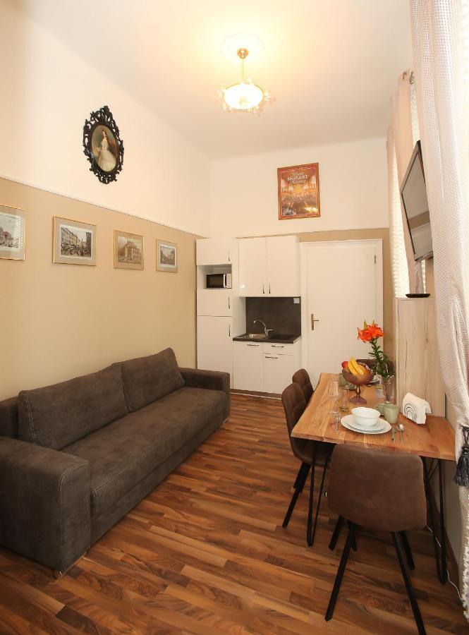 Opera Appartement Wenen